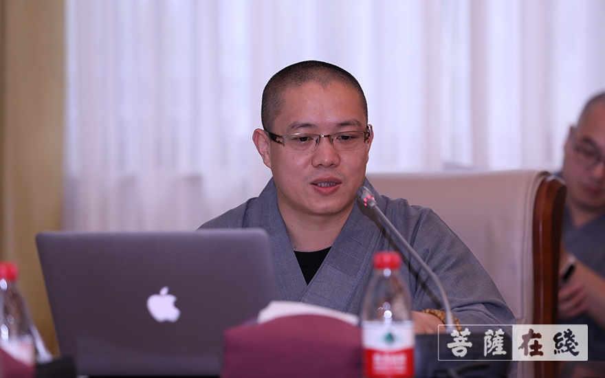 研究生-​中国佛学院普陀山学院举行2019级中观学专业研究生论文开题报告会