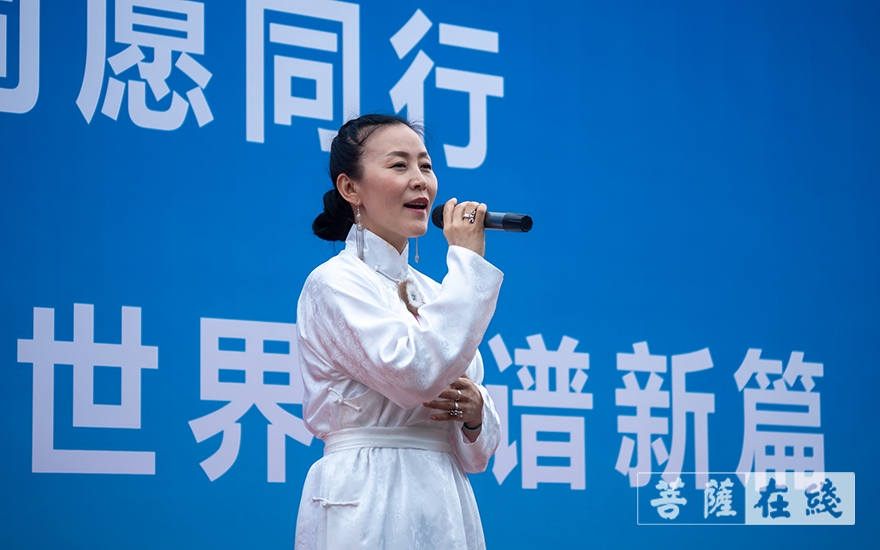 佛教-峨眉山十方普贤菩萨圣像落成十五周年活动在大佛禅院举行
