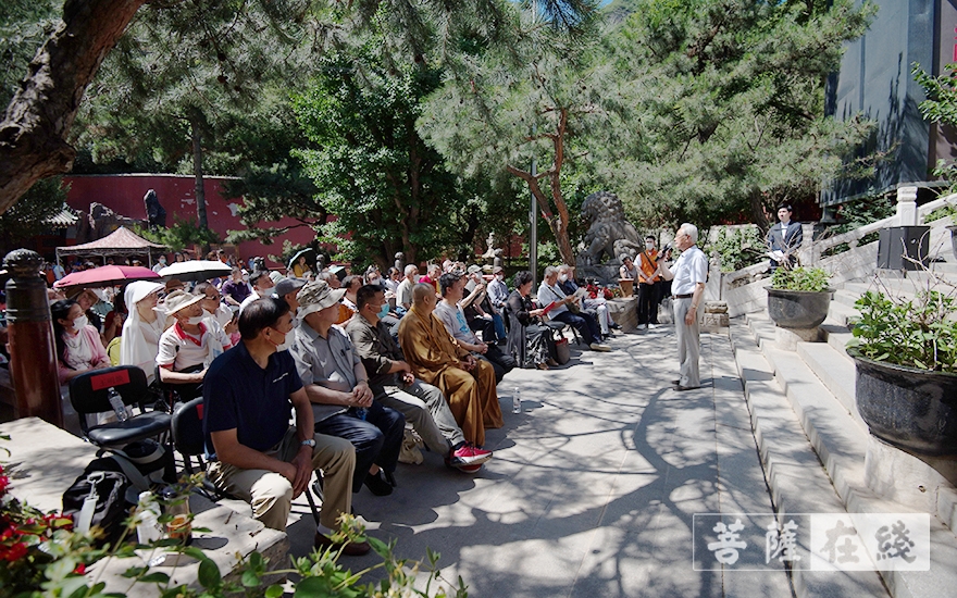 文化-北京白瀑寺书画院举行庆祝建党百年画展