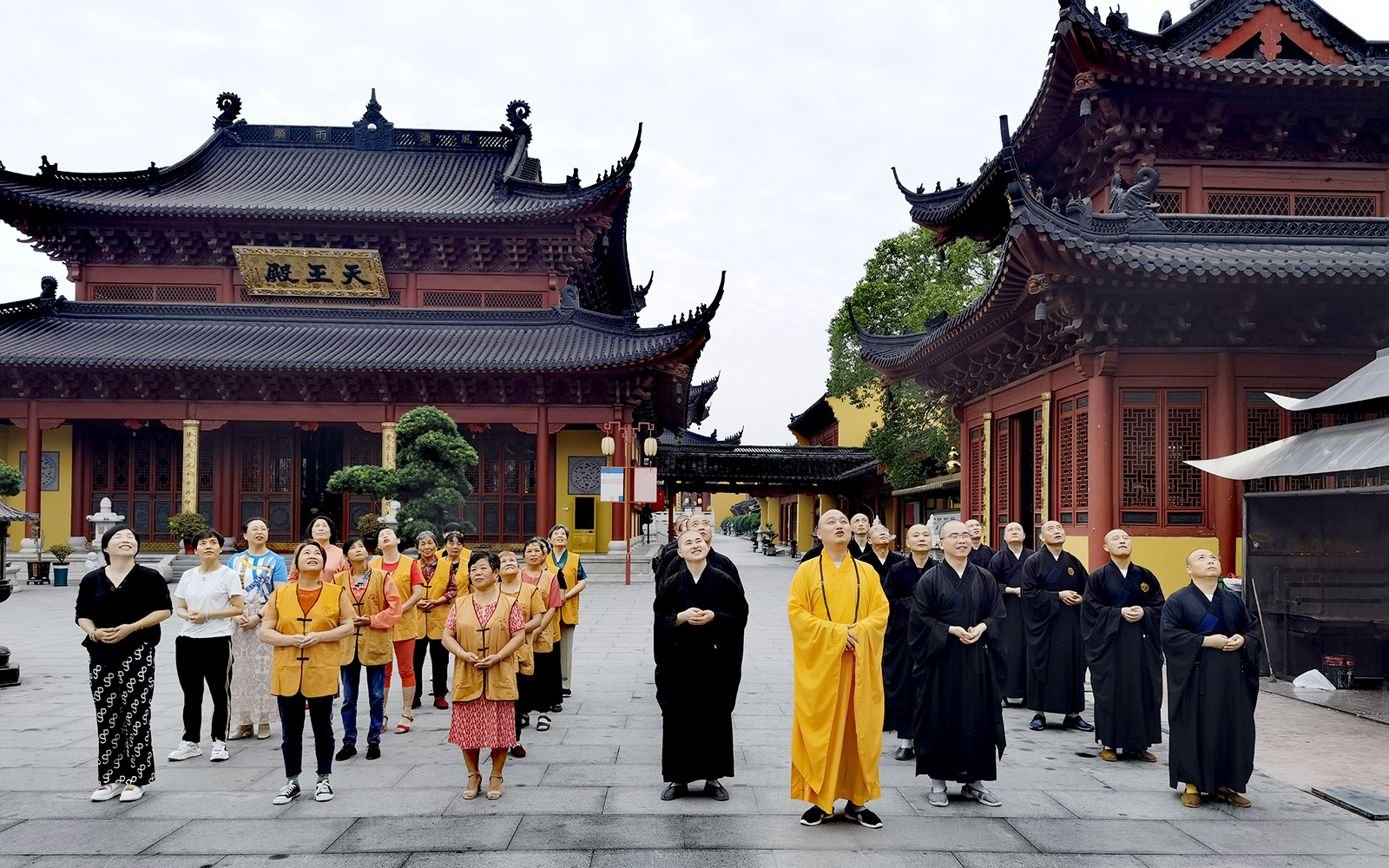 书法-庆建党百年，绍兴市安康寺举行升国旗仪式及书法交流会