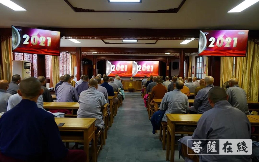 庆祝党的百年华诞，天童禅寺举行升国旗仪式