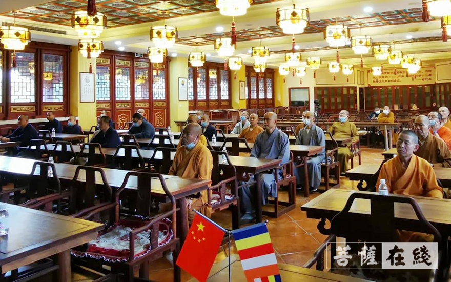 佛教-青岛湛山寺组织收看“庆祝建党百年大会”实况直播