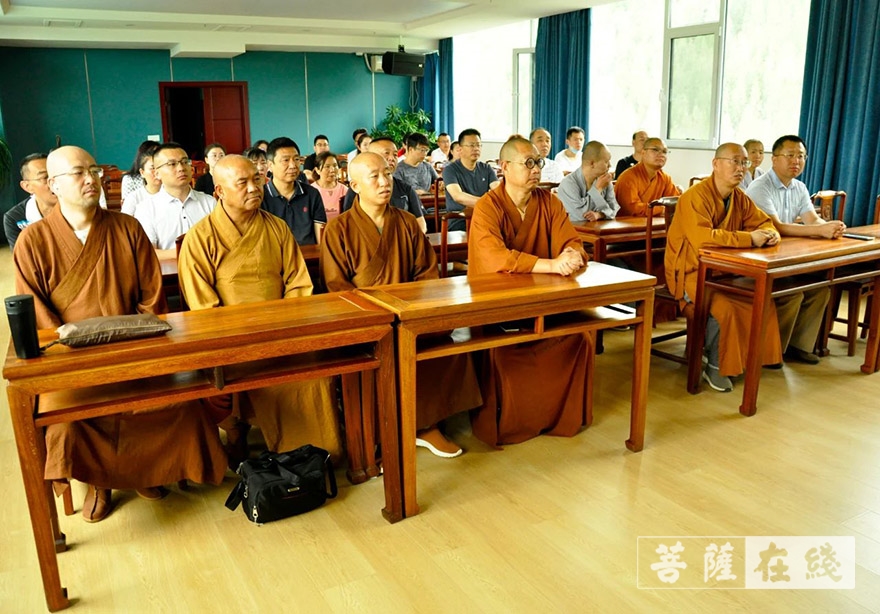 佛教-太原市佛教协会举行庆建党百年升国旗仪式