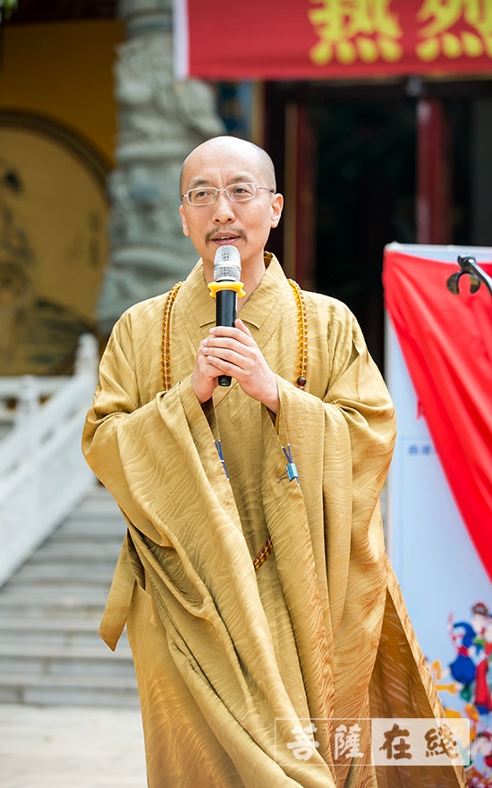 佛教-曲靖市佛教协会举行庆祝中国共产党成立100周年升旗仪式