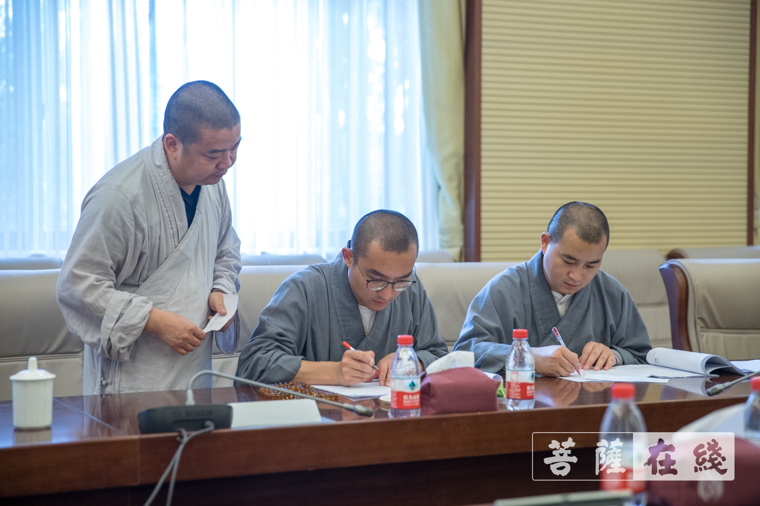 摄影-中国佛学院普陀山学院2021年第五期居士教育招生考试圆满