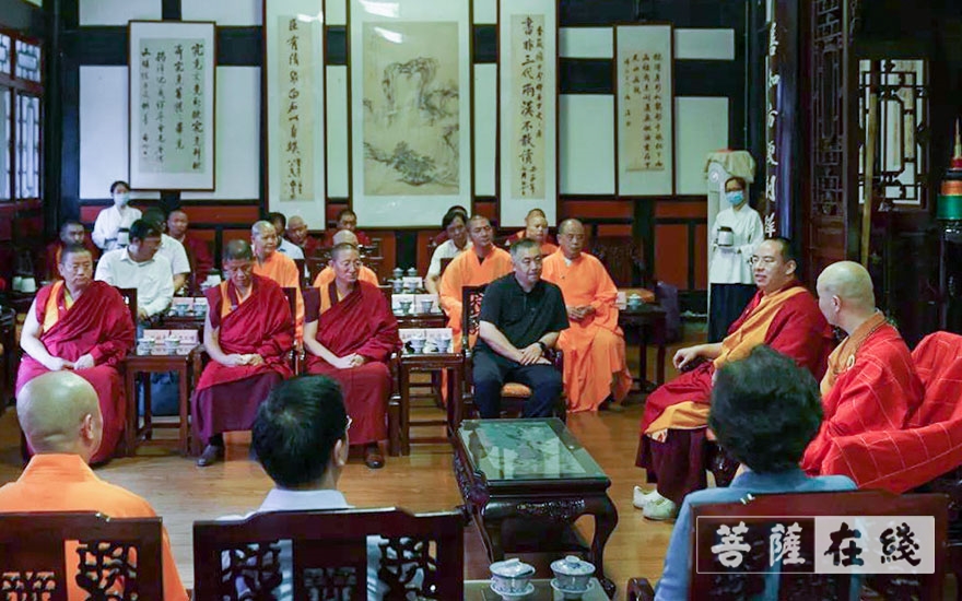 文殊院-十一世班禅大师参访成都文殊院