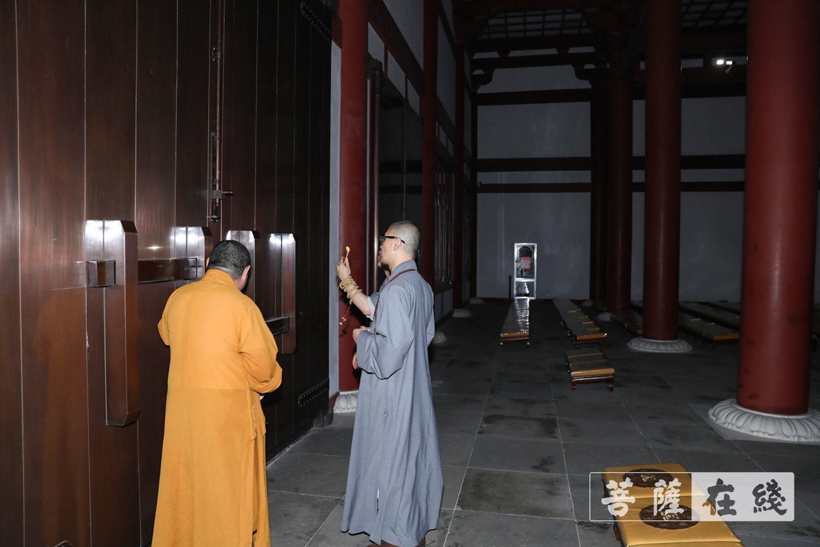 普陀山-中国佛学院普陀山学院召开防台防汛工作会议