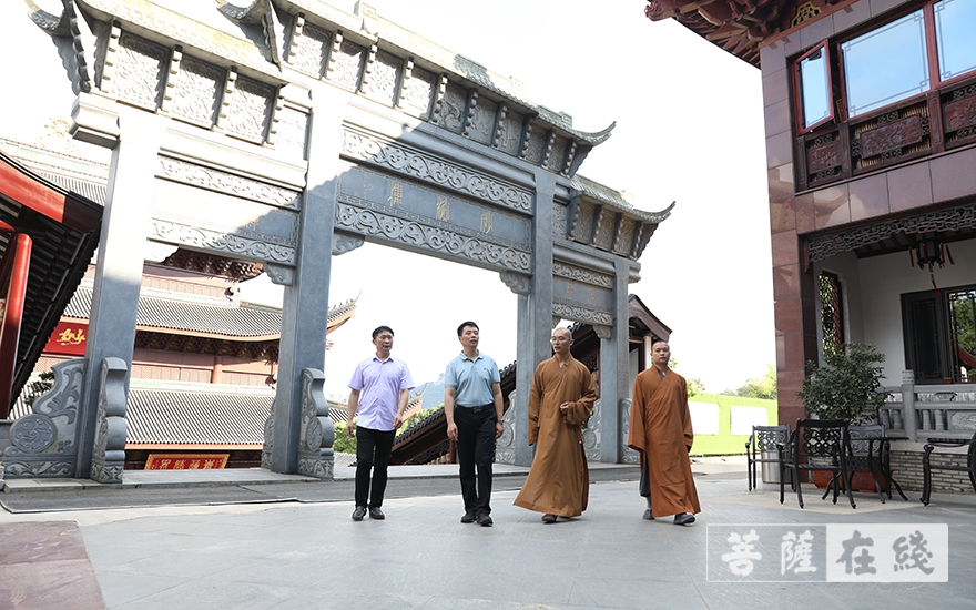 法华寺-北京市民宗委宗教二处处长李祥伟一行调研湖州法华寺