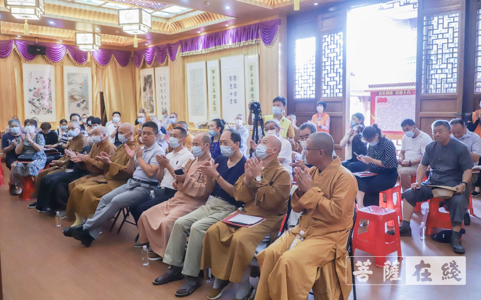 佛教-上海隆庆寺举行书画“荷”影、人文“养”心 ——庆祝建党百年文化活动