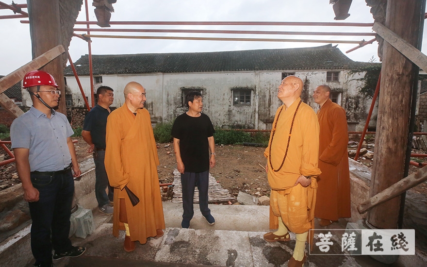 普陀山-普陀山佛教协会召开全山寺院（单位）六月十九香会期安全防疫暨抗台防汛工作会