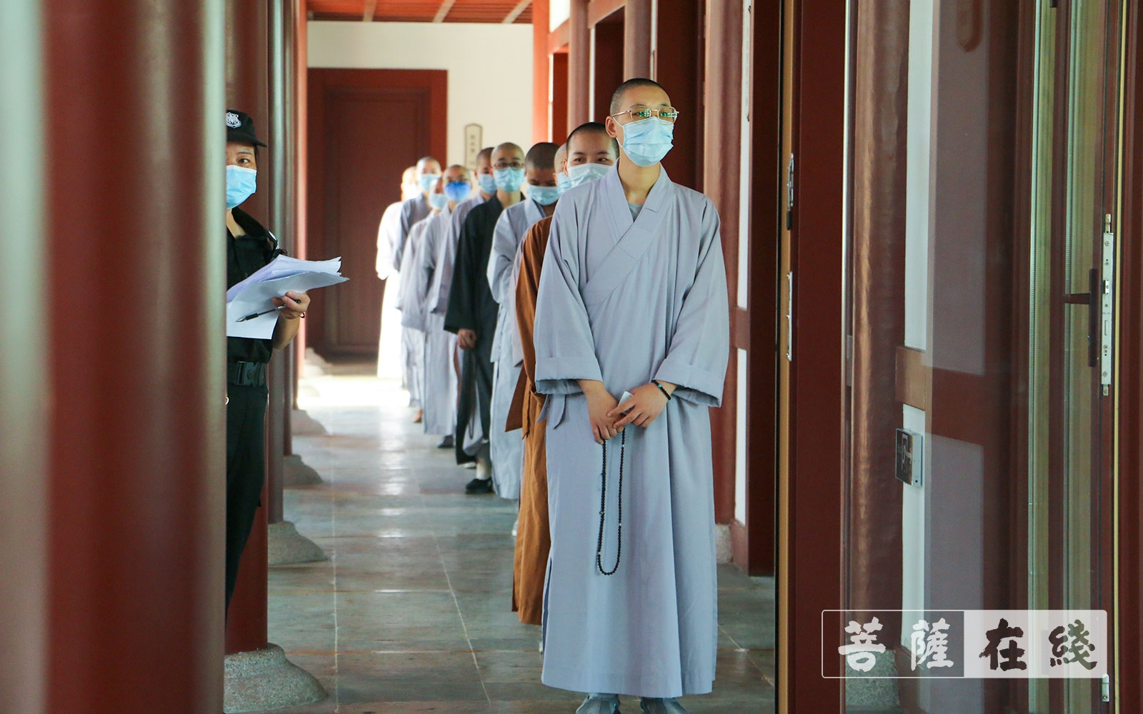 中国佛学院普陀山学院对返校师生进行核酸检测