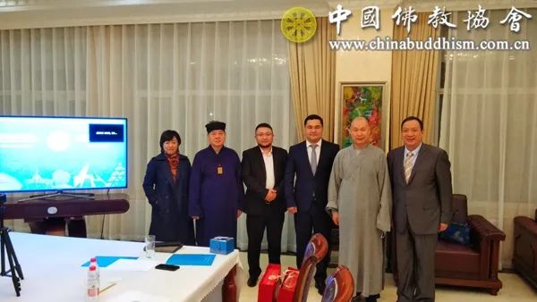 佛教-中国佛教协会副会长宗性法师一行出席世界和传统宗教领袖大会秘书处会议