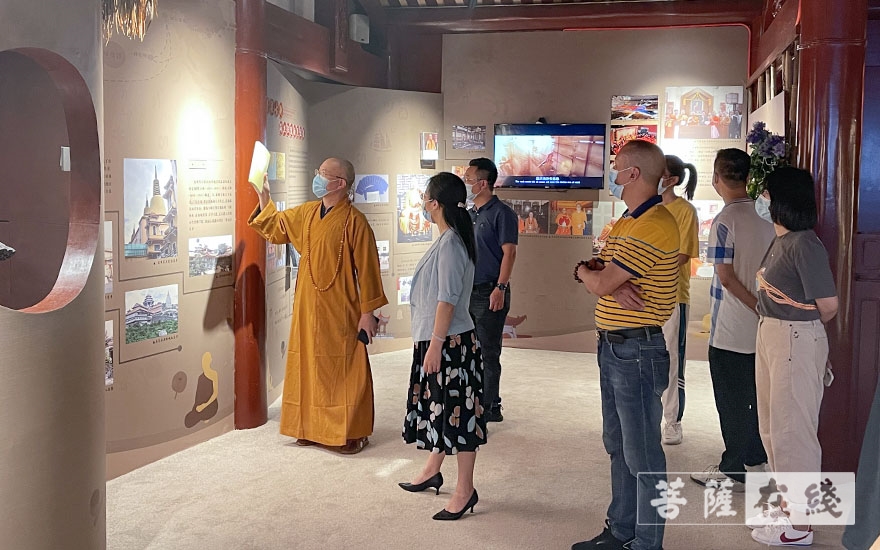 开元寺-福州市民宗局局长谢婧走访福州开元寺
