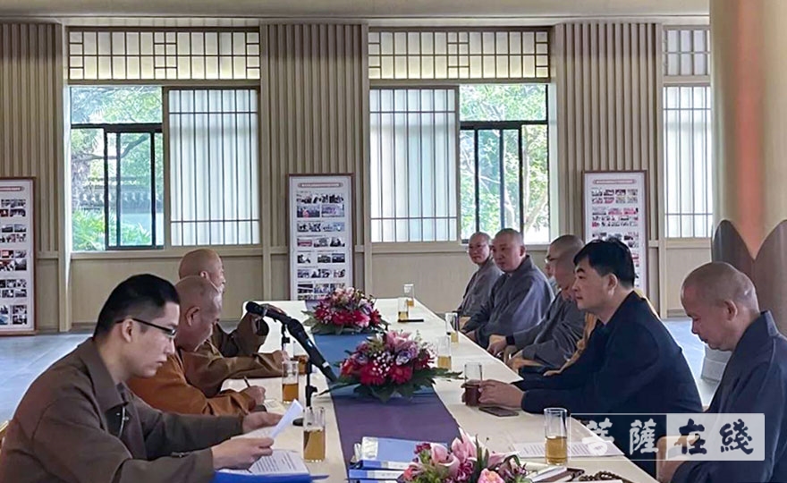 江苏省佛教协会第二调研组赴泰州调研教风建设和场所安全工作