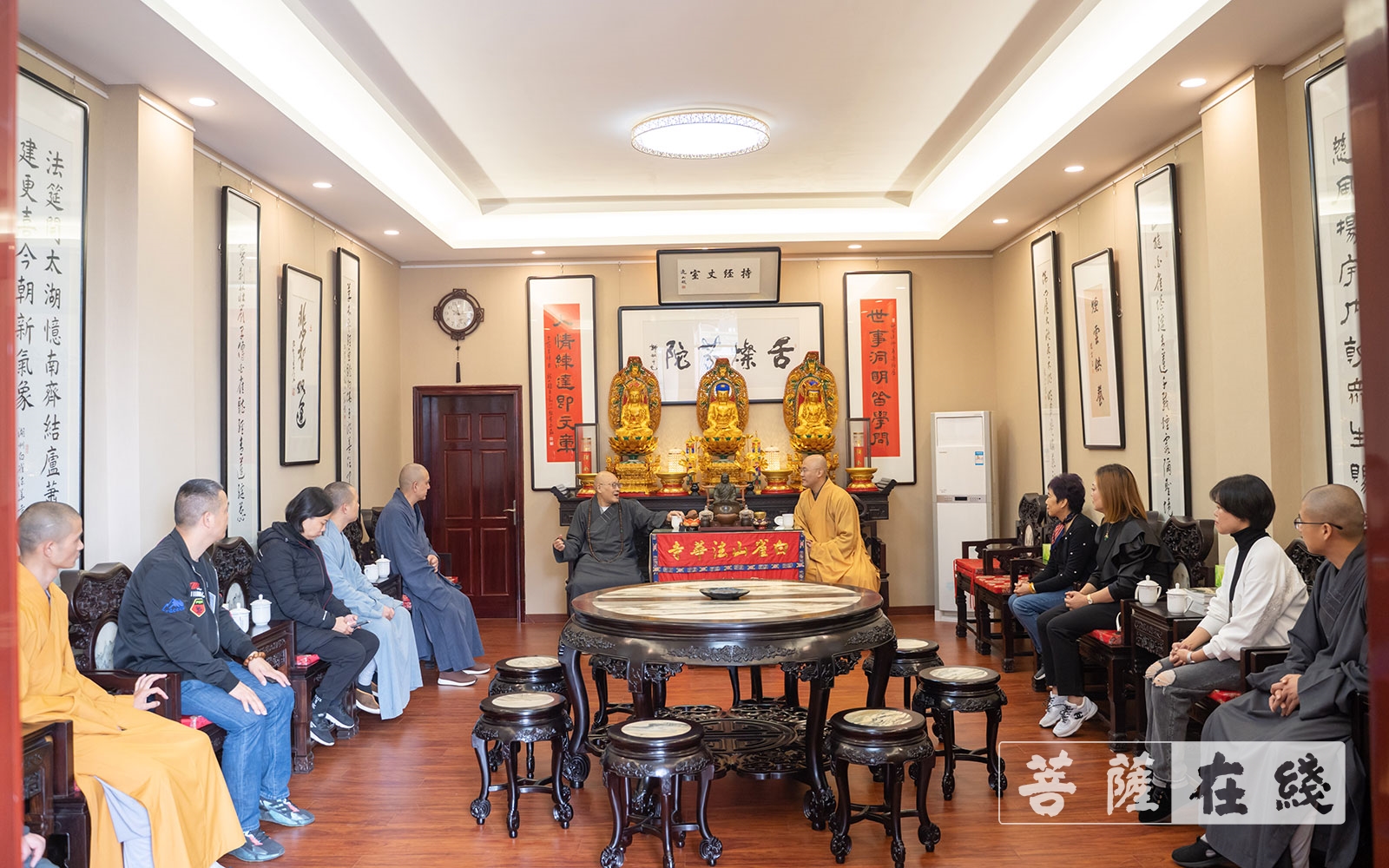 佛教-中国佛教协会副会长圣辉长老一行参访湖州法华寺