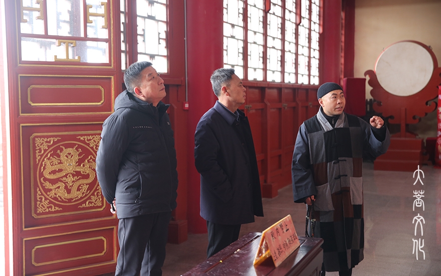 疫情-徐州泉山区委统战部长一行检查泰山寺疫情安全工作