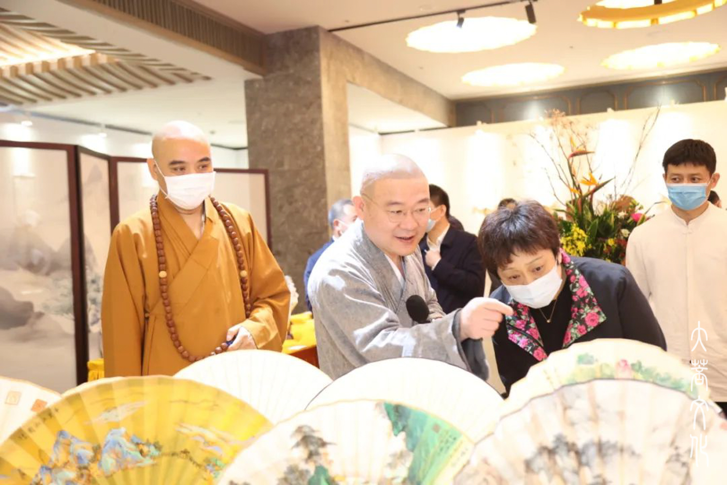 佛教-“同心——上海佛教扇文化艺术展”在宁国禅寺开幕