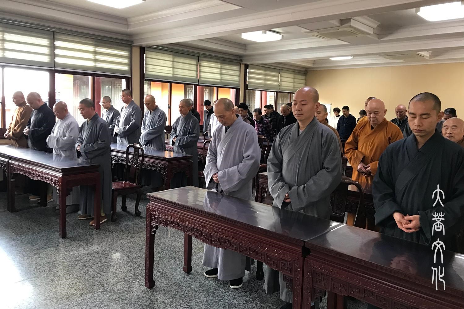 普陀山-沉痛哀悼、深切缅怀——普陀山佛教协会组织收看江泽民同志追悼大会现场直播