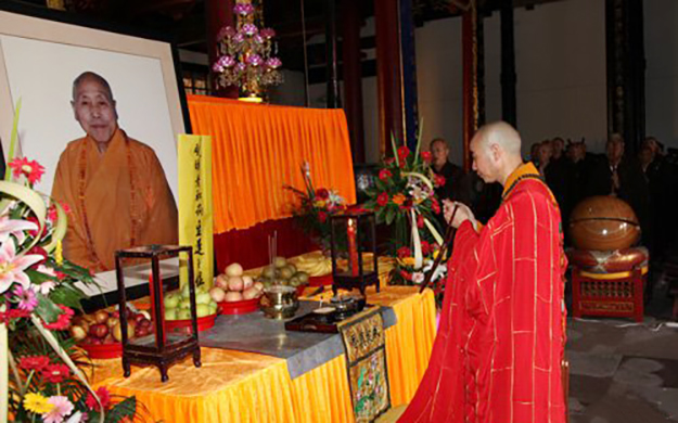 宁波天童禅寺举行明旸长老圆寂十周年纪念法会