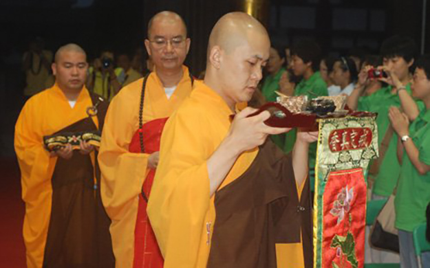 第七届＂法门之光＂福慧营之三皈五戒法会 学诚大和尚主法