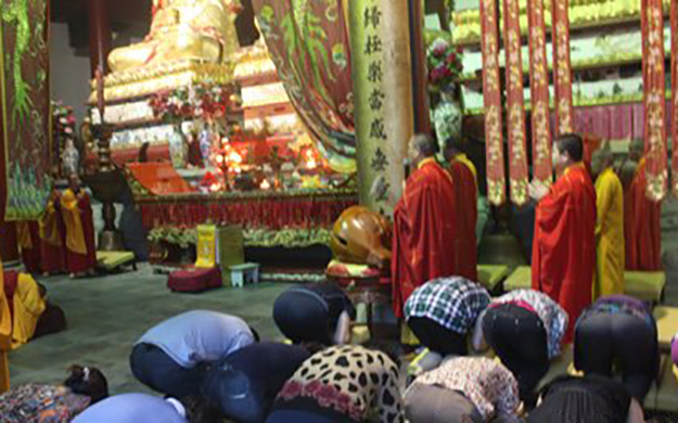 上海寿安寺举行高考学子开智慧祈福法会
