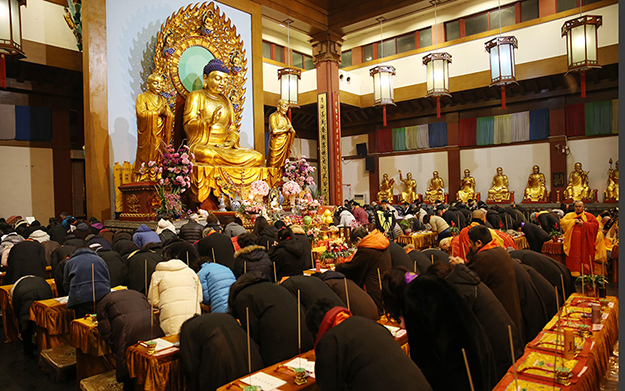 上海七宝教寺举行大供天、拜星宿祈福法会