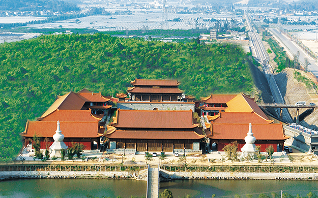 昆明宝泉寺举行转山节暨普庵慧庆祖师诞法会