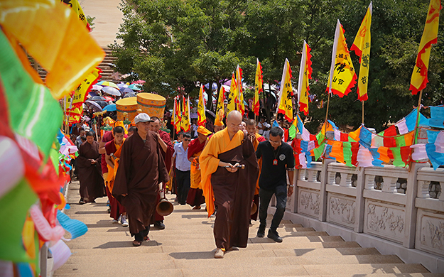 昆明宝泉寺举行转山祈福法会暨普庵慧庆祖师庆诞法会