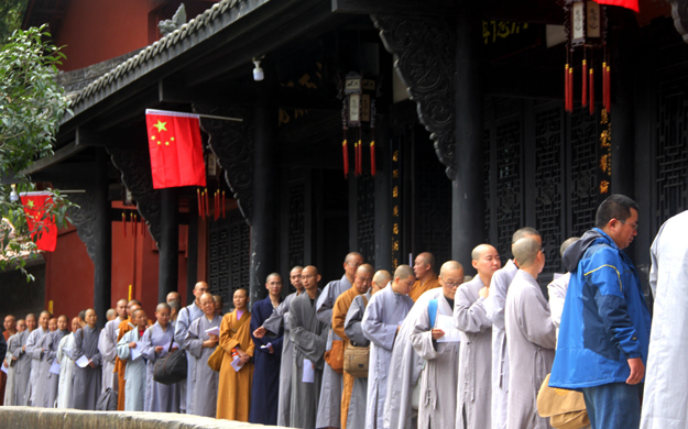 遂宁广德寺暨高洞尼众禅院传授三坛大戒 600余名新戒陆续报到