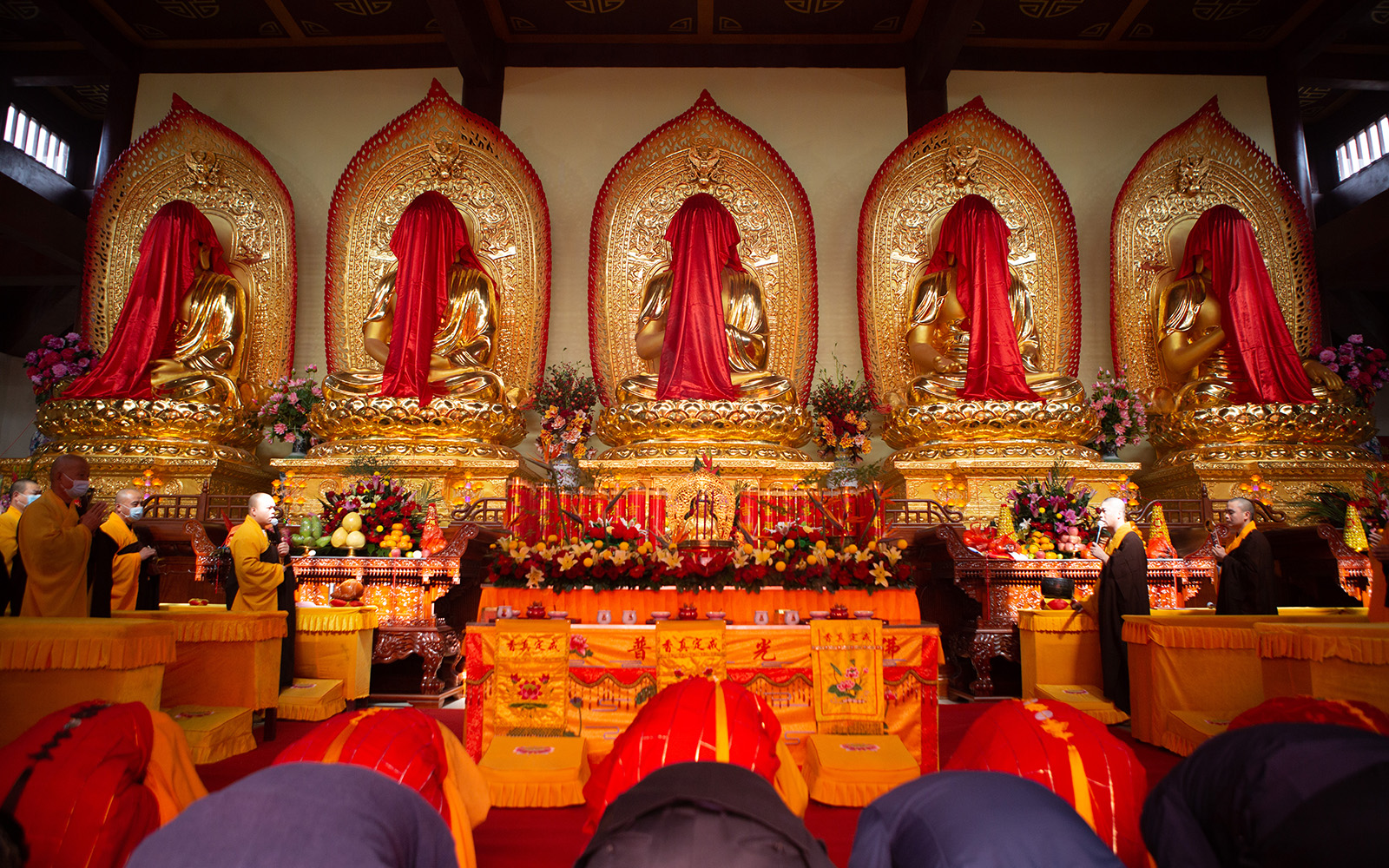 马祖岩宝兴禅寺举行瑞印法师晋院老殿堂落成暨诸佛殿佛像开光庆典