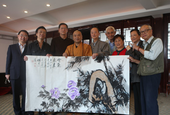 老画家昆山笔会 用国画诠释佛法
