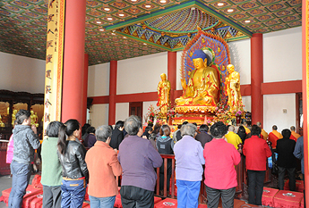 上海东林寺隆重举行礼拜地藏忏法会