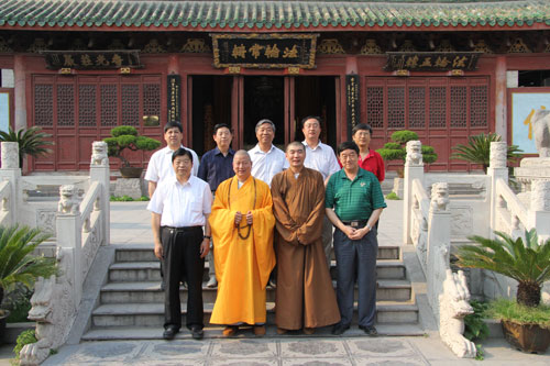中国佛教协会副会长湛如法师一行参访河南大相国寺