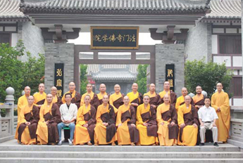 陕西法门寺佛学院举行首届研究生毕业论文答辩会