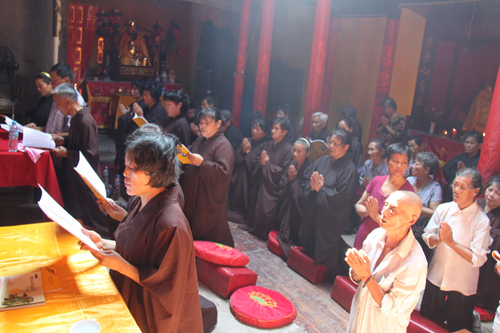 武汉宝桥寺举行2012观音送吉祥法会