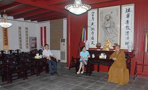 江苏省宗教局副巡视员马冬青到泰州光孝寺进行基础调研