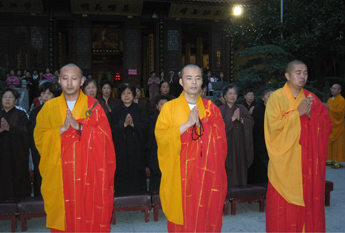 上海二严寺隆重举行地藏三大士焰口法会