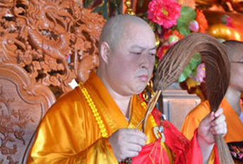 印顺大和尚荣膺海南三亚南山寺方丈