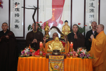 昆山延福禅寺水陆法会 礼请秋风大和尚上堂说法