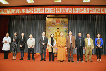 上海玉佛禅寺设立“觉群慈善图书室”募捐点