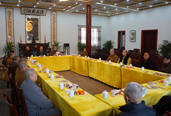 上海崇明县佛教协会2013年迎新茶话会举行