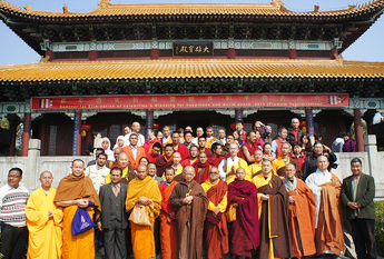 尼泊尔中华寺邀请世界各国佛教法师欢度春节