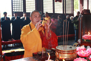 上海洪福寺隆重举行观音菩萨圣诞日祈福法会