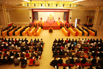上海玉佛禅寺为禽流感疫情早日平息举行祈福法会