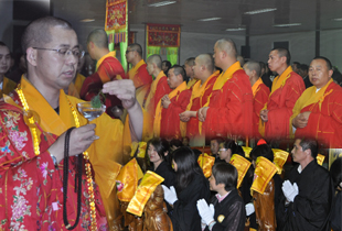 上海青浦报国寺举行大供天祈福法会
