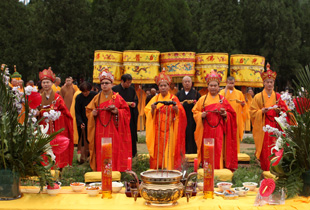 嵩山少林寺2013年水陆大法会圆满送圣