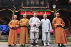 成都文殊院“雅安芦山端午关爱行动”第三天