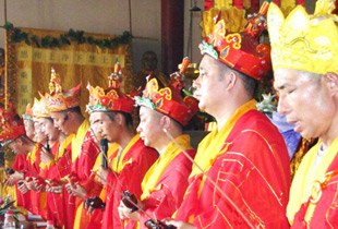 湖北黄石目莲寺举办净慧长老百日回向法会