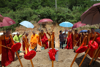 广东惠州普陀观音寺隆重举行大雄宝殿奠基仪式