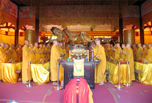昆山延福禅寺举行2013年中元节报恩法会